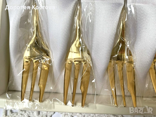 ROYAL ALBERT красиви нови позлатени вилички от Англия с порцелан, снимка 8 - Прибори за хранене, готвене и сервиране - 52654634