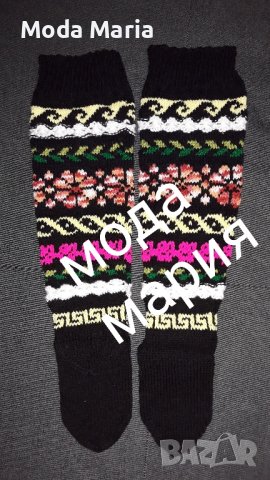 ръчно плетени фолклорни чорапи, снимка 1 - Подаръци за жени - 43282483