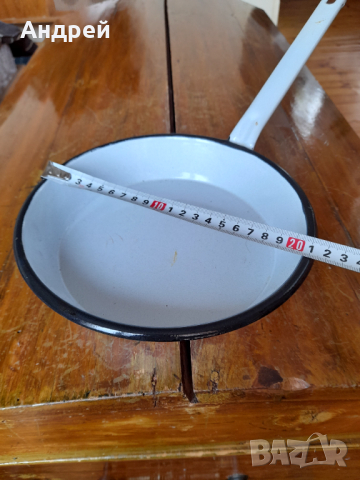 Стар емайлиран тиган #2, снимка 5 - Други ценни предмети - 44864145