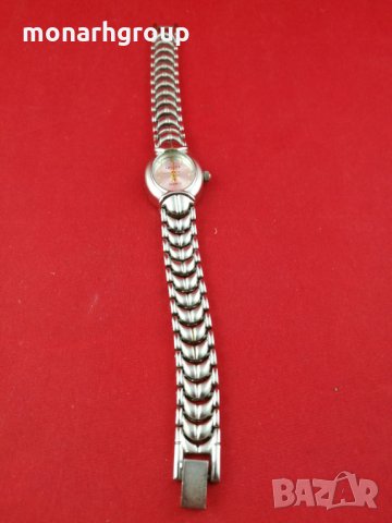 Часовник Gucci Quartz, снимка 4 - Дамски - 17678624