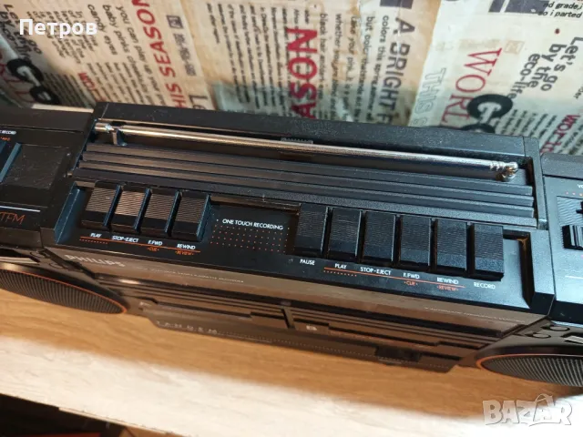 Касетофон "Philips"D8334.Boombox.(80г), снимка 6 - Радиокасетофони, транзистори - 49694137