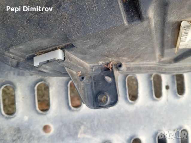 Ляв фар за Volkswagen Golf V 1LG24700711 1K6941005Q, снимка 5 - Части - 52820698