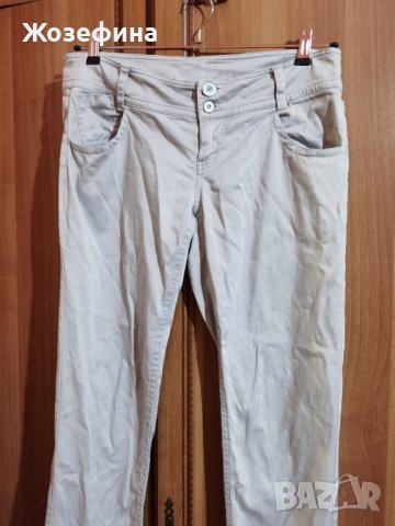 Дамски панталон прав крачол цвят слонова кост, лъскавина, снимка 2 - Панталони - 40839324