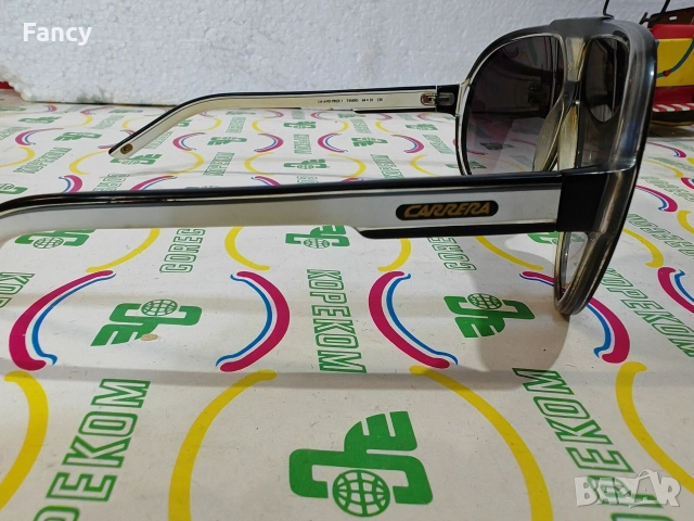 Слънчеви очила Carrera, снимка 4 - Слънчеви и диоптрични очила - 52674833