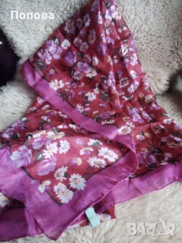 Копринен марков голям флорален  шал, снимка 2 - Шалове - 40827458