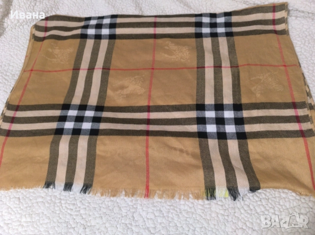 Шал Burberry кашмир , снимка 3 - Шалове - 53235572