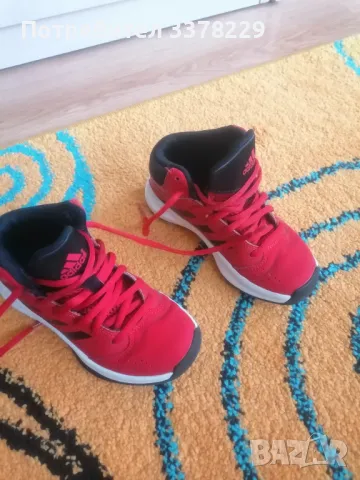 Маратонки Адидас