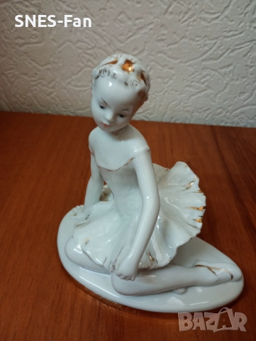 Порцеланова фигурка, снимка 5 - Статуетки - 51697058