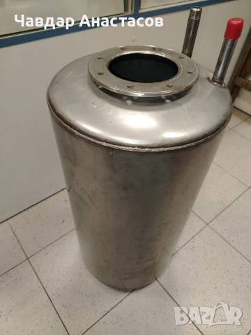 водосъдържател неръждаем 50л.