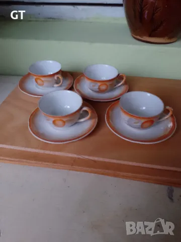 Баварски порцелан, чаши за кафе от 30-те, 4 бр с чинийки, снимка 2 - Антикварни и старинни предмети - 48966817