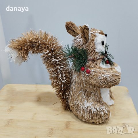 4399 Декоративна фигура Катеричка, 21 см, снимка 3 - Декорация за дома - 43956297