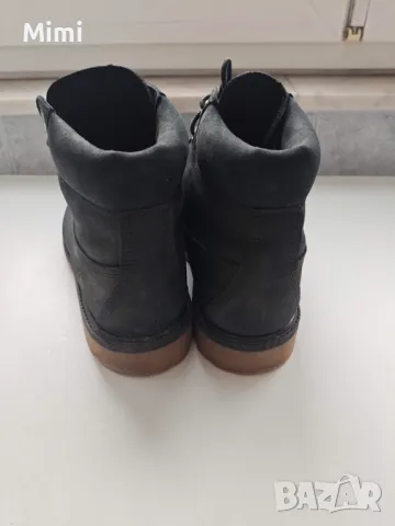 Продавам оригинални черни дамски боти Timberland, снимка 3 - Дамски боти - 48545599