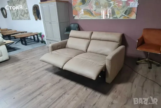 Италиански кожен диван тройка с електрически релаксиращ механизъм, снимка 9 - Дивани и мека мебел - 50059092