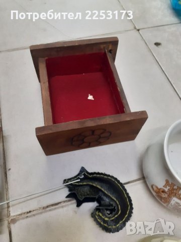 Стари неща и декори по 3 ...5лева, снимка 5 - Декорация за дома - 38910168