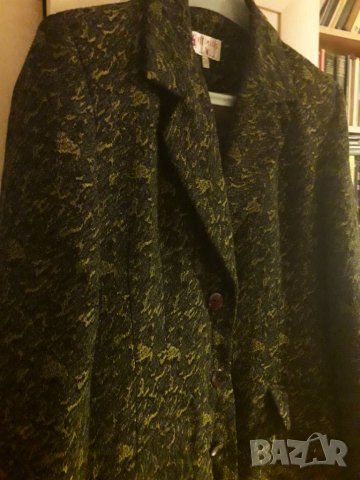 Дамско зимно сако , снимка 3 - Сака - 27662975