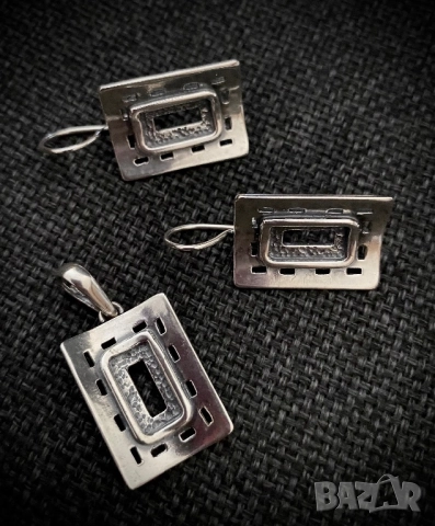 Български комплект сребро 925 обици и висулка, снимка 3 - Колиета, медальони, синджири - 52044634