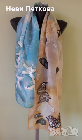 Рисуван копринен шал СТЪПКИ В ПЯСЪКА , снимка 2 - Шалове - 33506184