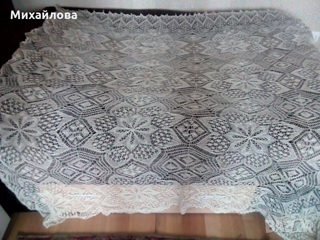 Ръчно изработена покривка, снимка 4 - Гоблени - 35535465