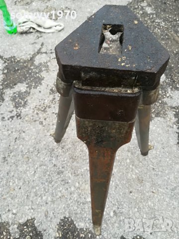 поръчана-стара тринога-дърво и метал 1701231835, снимка 4 - Антикварни и старинни предмети - 39340491