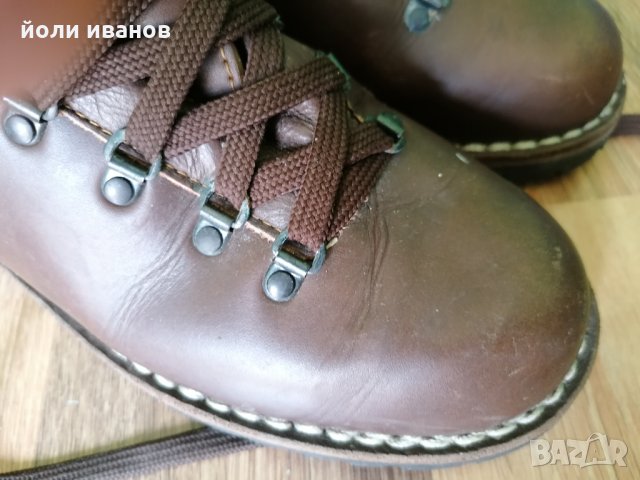 Кожени,шити обувки за туризъм 44 номер, снимка 2 - Екипировка - 32748100