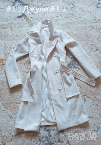 Стилно бяло палто от кашмир, снимка 7 - Палта, манта - 52940854
