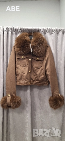 Велурено яке с косъм