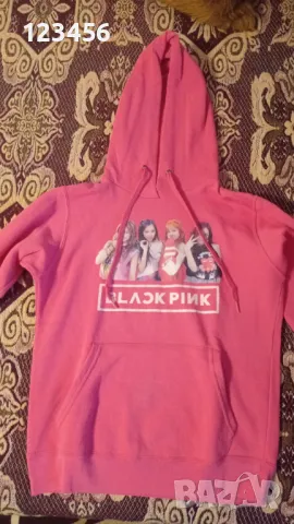 Худи на Black pink, розов суиътчър и бяла жилетка, снимка 2 - Детски анцузи и суичери - 48458815
