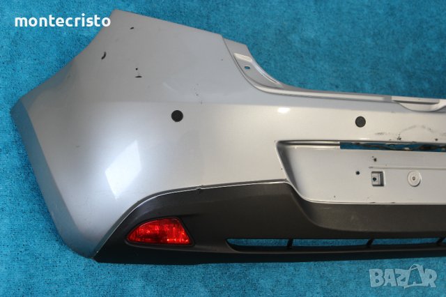 Задна броня Mazda 2 (2007-2014г.) с отвори за парктроник / Мазда 2, снимка 2 - Части - 40538298