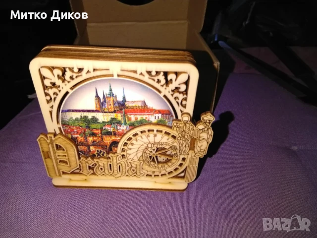 Дървени подложки за бира нови 6 броя с изгледи от Прага, снимка 3 - Декорация за дома - 51009358
