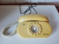 Стар телефон  Aciko ., снимка 1 - Антикварни и старинни предмети - 34943464