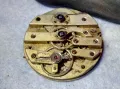 МЕХАНИЗЪМ от СТАР ШВЕЙЦАРСКИ ДЖОБЕН ЧАСОВНИК с ПОРЦЕЛАНОВ РИМСКИ ЦИФЕРБЛАТ За КОЛЕКЦИЯ ЧАСТИ 49653, снимка 11