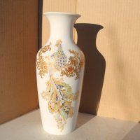 Немска порцеланова ваза ''Kaizer'' , снимка 1 - Антикварни и старинни предмети - 43573144