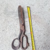 Стара шивашка ножица, снимка 1 - Антикварни и старинни предмети - 33286772