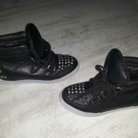 Нови спортни обувки с капси, снимка 4 - Дамски ежедневни обувки - 28521473