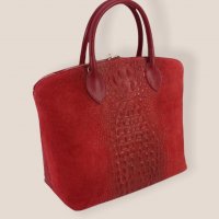 Дамска чанта от естествена кожа в червено, снимка 3 - Чанти - 34670876