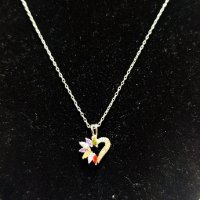 Нежна Сребърна Висулка Сърце от Цветни Циркони върху дълъг синджир около 60см , снимка 1 - Колиета, медальони, синджири - 43010756