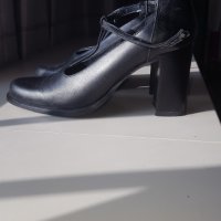 Дамски обувки от естествена кожа на ток № 37, снимка 3 - Дамски обувки на ток - 43923992