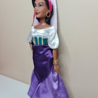 Оригинална кукла Есмералда - Парижката Света Богородица - Дисни Стор Disney store, снимка 3 - Кукли - 39142452