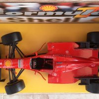 Ferrari F310 1996 М. Schumacher 1:20-колекционерски метален болид, снимка 4 - Колекции - 44094839