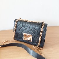 Gucci дамска чанта ппез рамо код 245, снимка 3 - Чанти - 40695448