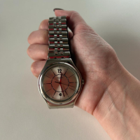 Чисто нов часовник Swatch, снимка 3 - Дамски - 44895674