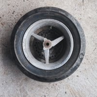 гума с джанта за скутер, снимка 2 - Гуми и джанти - 21244477