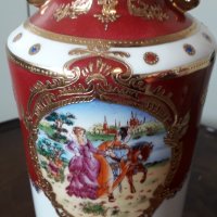Китайска порцеланова ваза Ромео и Жулиета , снимка 2 - Вази - 32656362