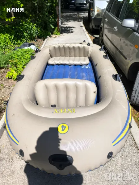 Лодка за риболов и почивка, снимка 1