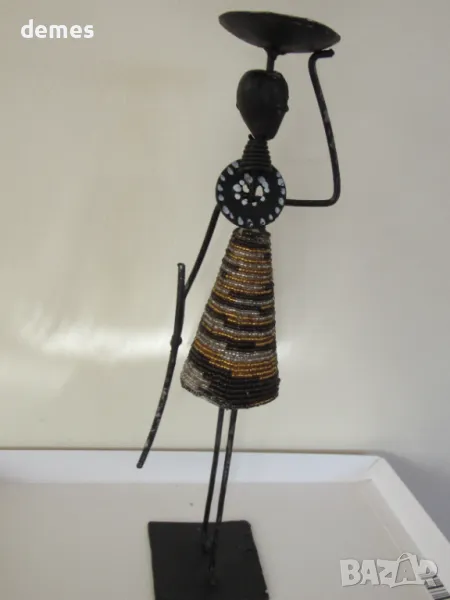 Елегантен метален свещник с пясъчна мъниста, Етиопия, снимка 1