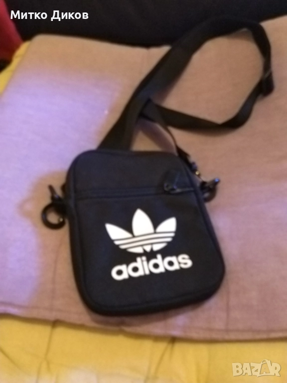 Adidas  original Мъжка чантичка Fest Bag Tref EI7411 нова 125х180мм, снимка 1