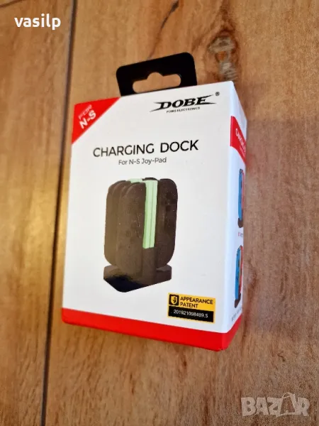 Нова докинг станция за 4 дистанционни за Nintendo Switch, снимка 1