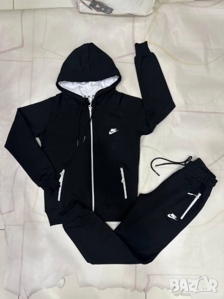 дамски екипи Nike , снимка 1