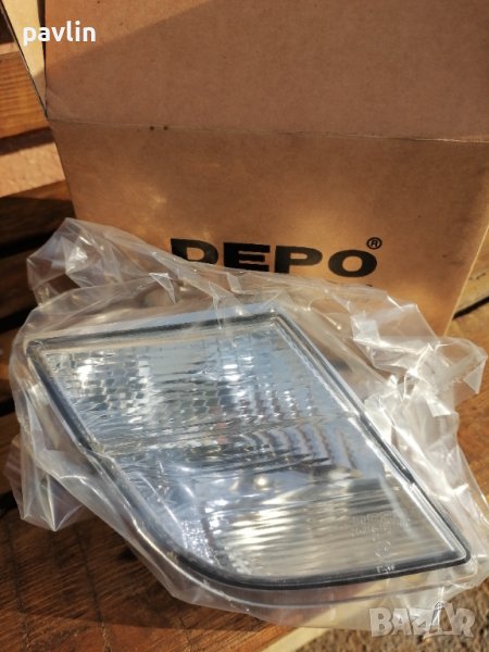 Нисан микра десен мигач, снимка 1