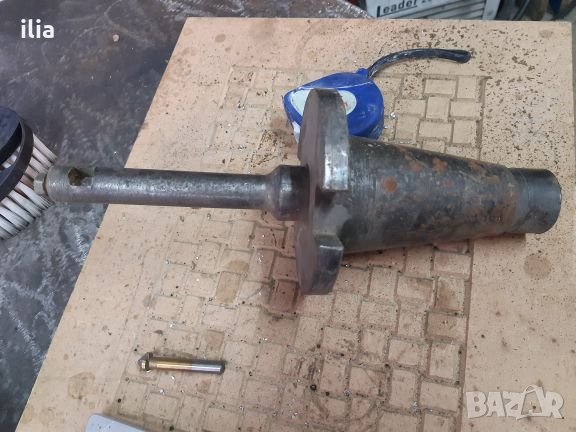 Разтъргваща щанга за фреза ФУ 320, снимка 1